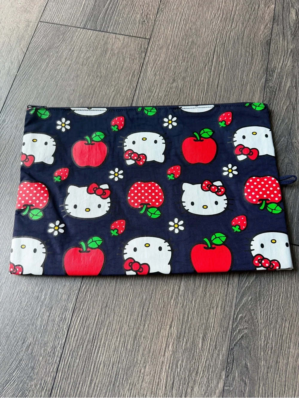 Baggu large go pouch - hello kitty apple print